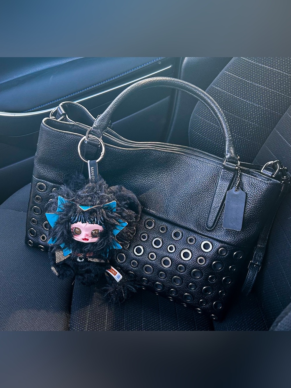 COACH Borough Grommet pebbled leather crossbody bag - Picture 7 of 7